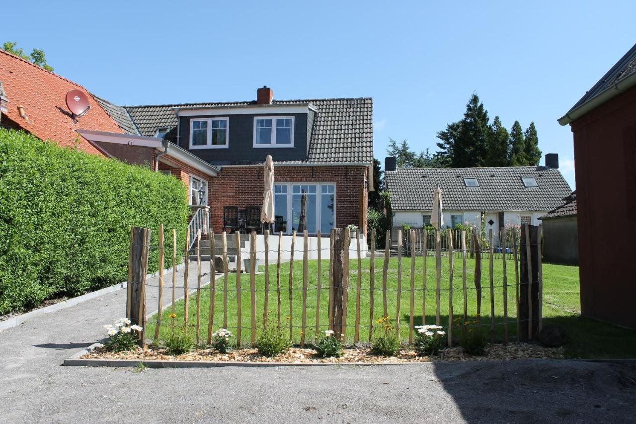 Tant Berta'S Huus Krummhörn Exterior foto